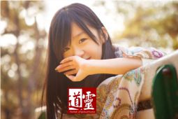 【千年幽灵与女孩】